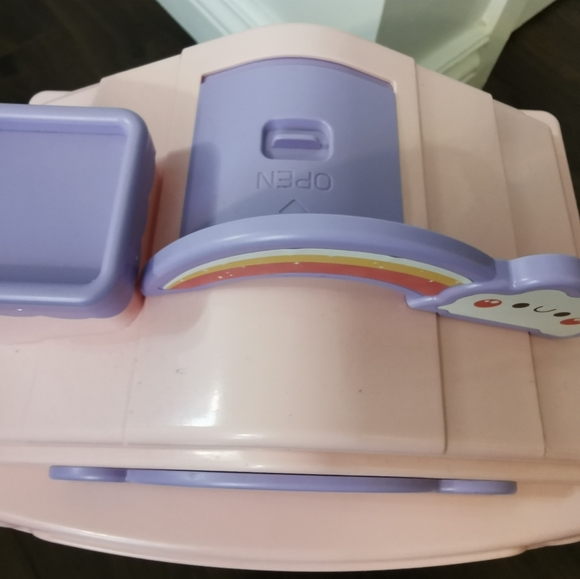 Rainbow House Fun Doll Claw Machine - Picture 3 of 5